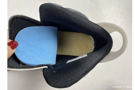 Jordan 6 WMNS “Tech Air Jordan-6 Chrome 0303